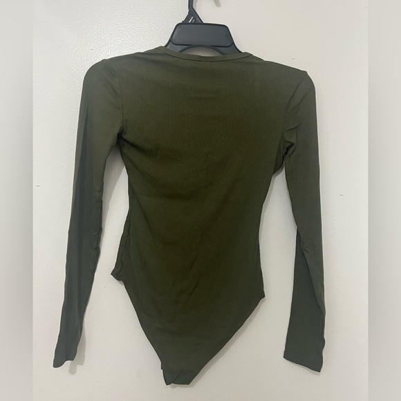 NWT Self E. Army Green Long Sleeve bodysuit. Size XS. - Picture 2 of 5
